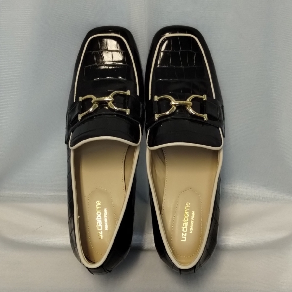 Liz Claiborne Black Croc-Embossed Loafers